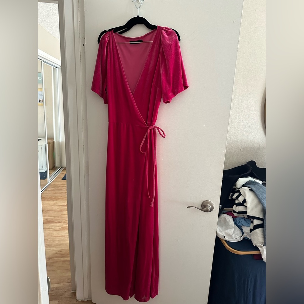 Velvet maxi dress with tie waist